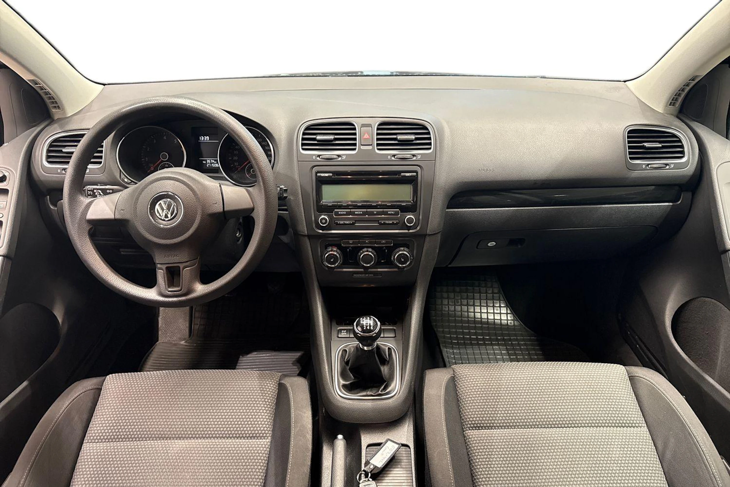 musta Volkswagen Golf 2009 kuva 7.