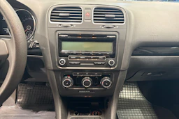 musta Volkswagen Golf 2009 kuva 15.