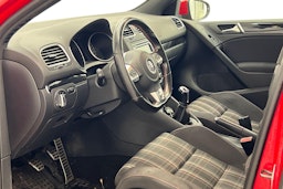 punainen Volkswagen Golf 2009 kuva 7.