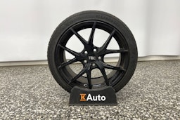 punainen Volkswagen Golf 2009 kuva 14.