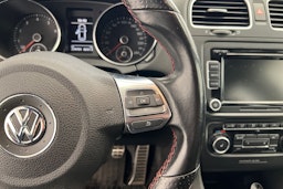 punainen Volkswagen Golf 2009 kuva 17.