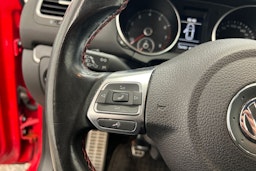 punainen Volkswagen Golf 2009 kuva 18.