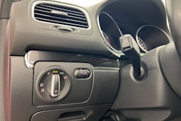 punainen Volkswagen Golf 2009 kuva 20.