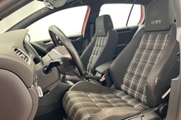 punainen Volkswagen Golf 2009 kuva 25.