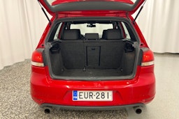 punainen Volkswagen Golf 2009 kuva 26.