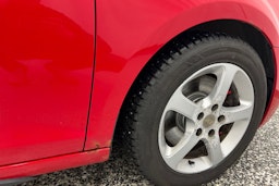 punainen Volkswagen Golf 2009 kuva 33.