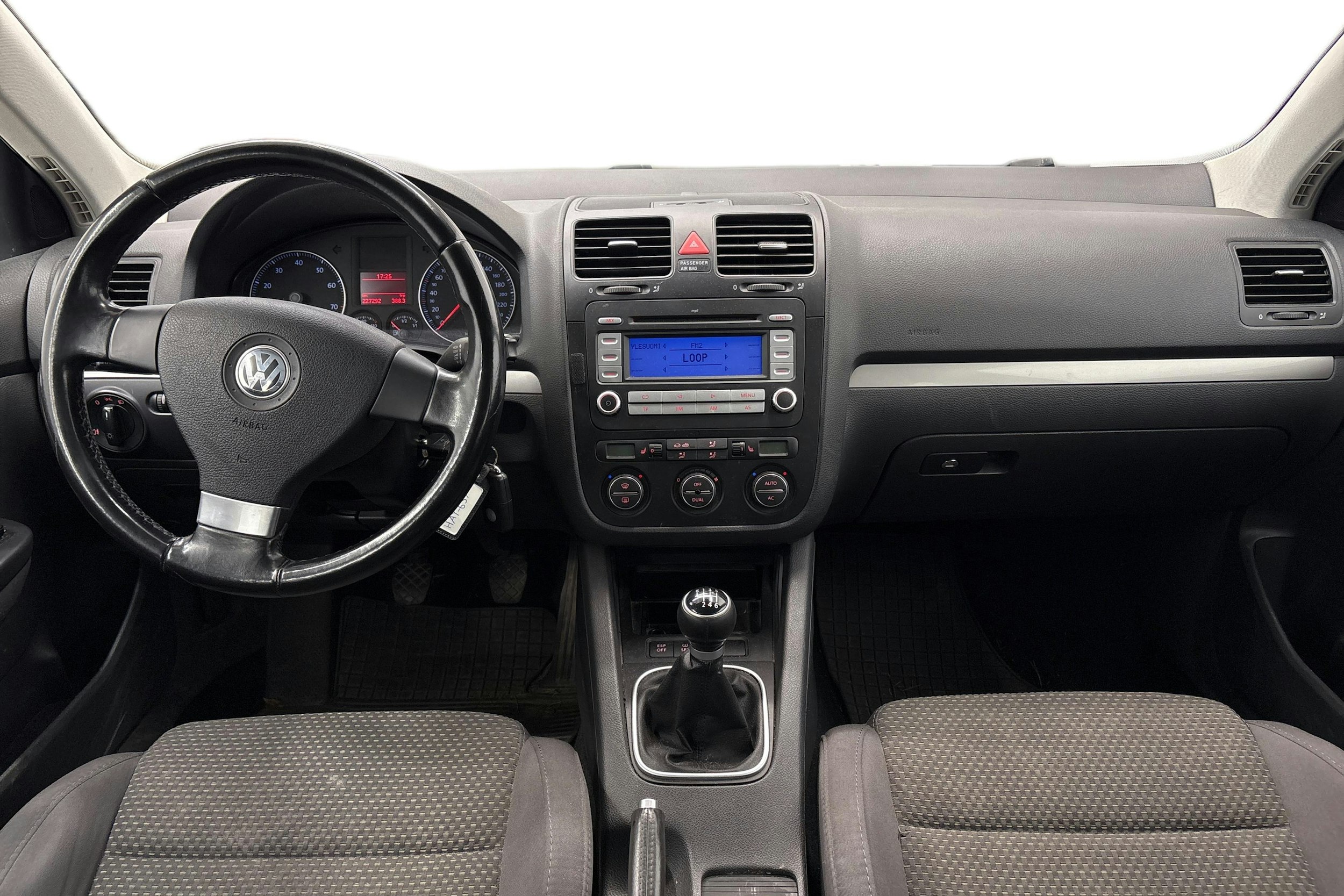 Harmaa Volkswagen GOLF 2009 kuva 9.