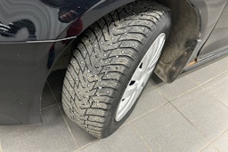 musta Volkswagen Golf 2010 kuva 13.