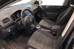 musta Volkswagen Golf 2010 kuva 6.