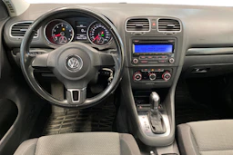 musta Volkswagen Golf 2010 kuva 7.