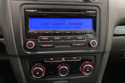 musta Volkswagen Golf 2010 kuva 18.