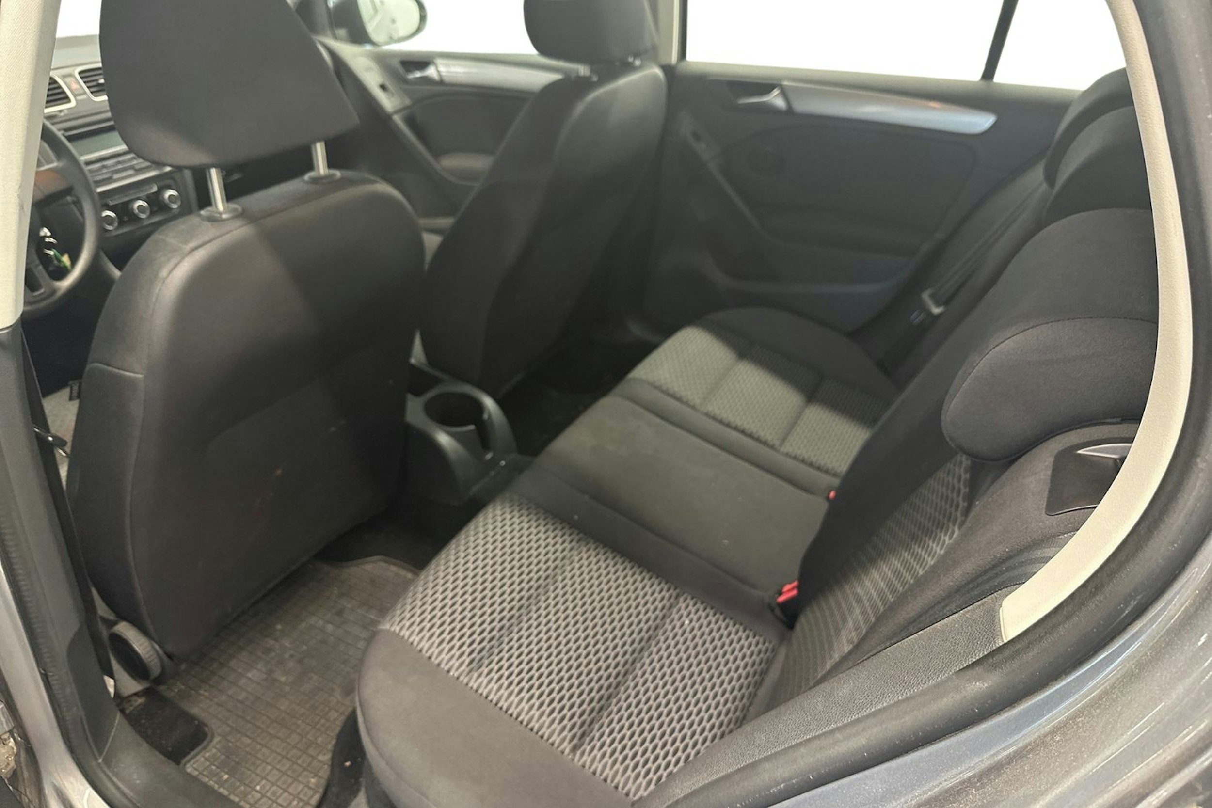 harmaa Volkswagen Golf 2010 kuva 11.