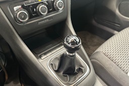 harmaa Volkswagen Golf 2010 kuva 34.