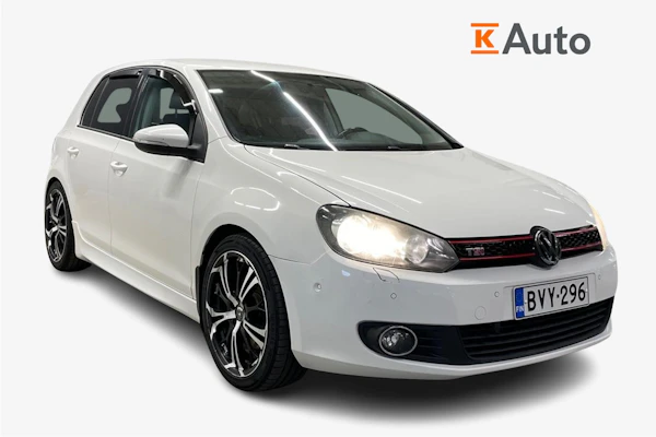Volkswagen Golf Highline 1,4 TSI 118 kW 4-ovinen