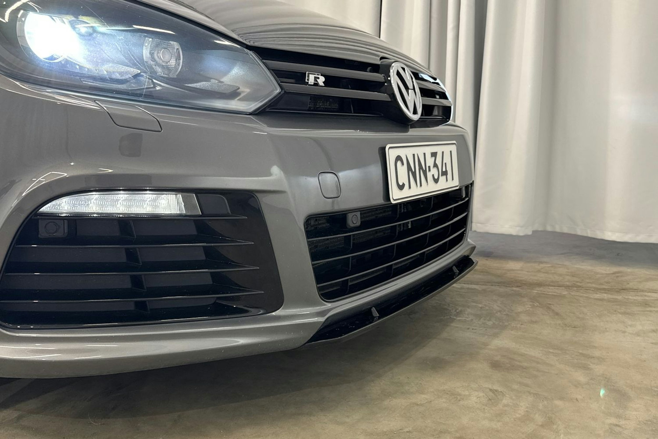 met. harmaa Volkswagen Golf 2010 kuva 29.
