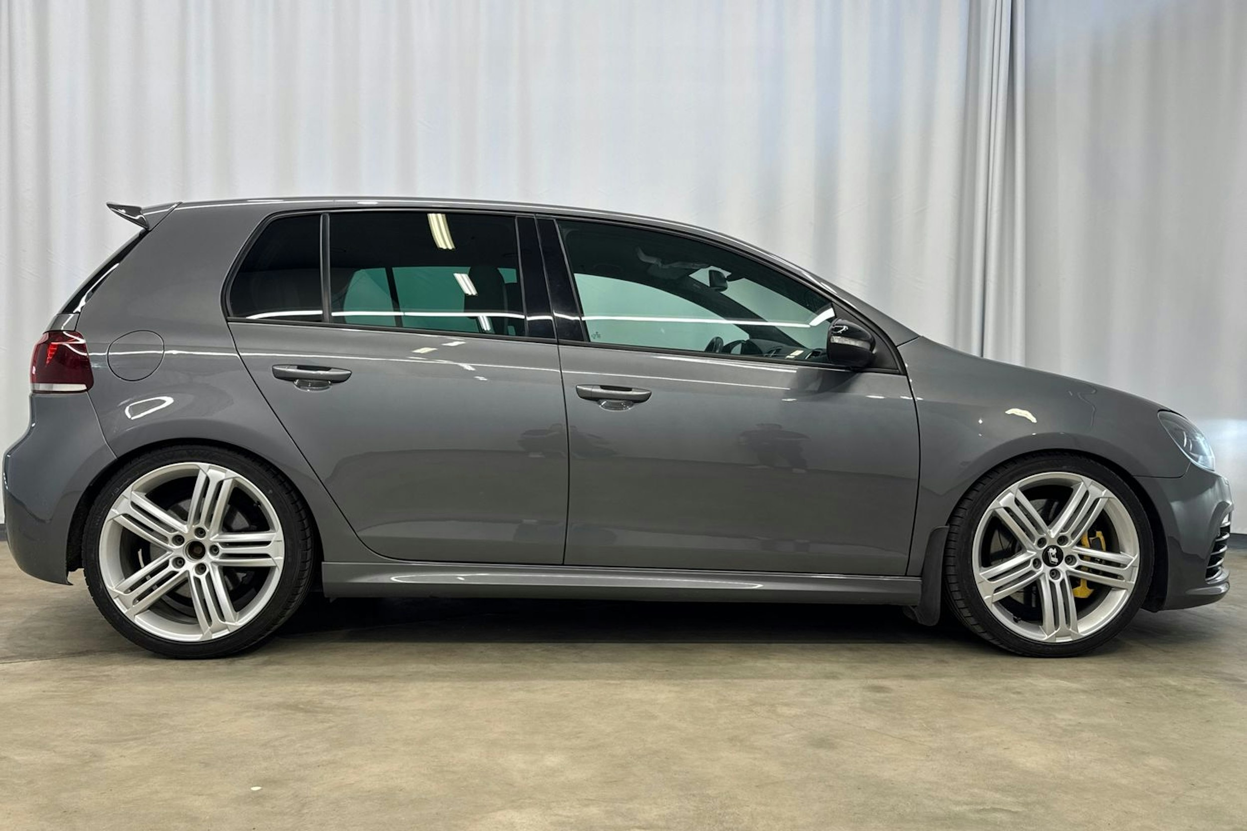 met. harmaa Volkswagen Golf 2010 kuva 30.