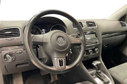 valkoinen Volkswagen Golf 2010 kuva 3.