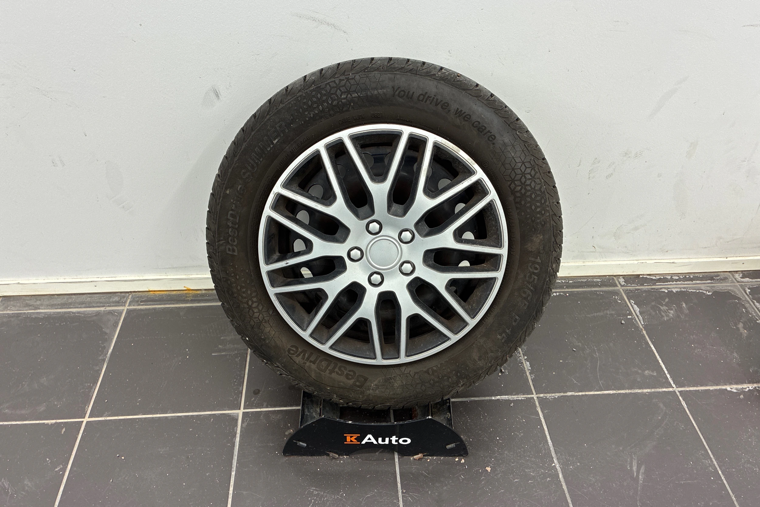 harmaa Volkswagen Golf 2010 kuva 10.