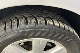 harmaa Volkswagen Golf 2010 kuva 14.