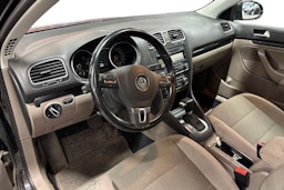 musta Volkswagen Golf 2010 kuva 3.