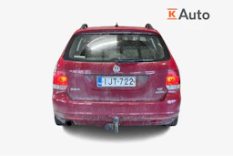 punainen Volkswagen Golf 2010 kuva 3.