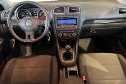 punainen Volkswagen Golf 2010 kuva 7.