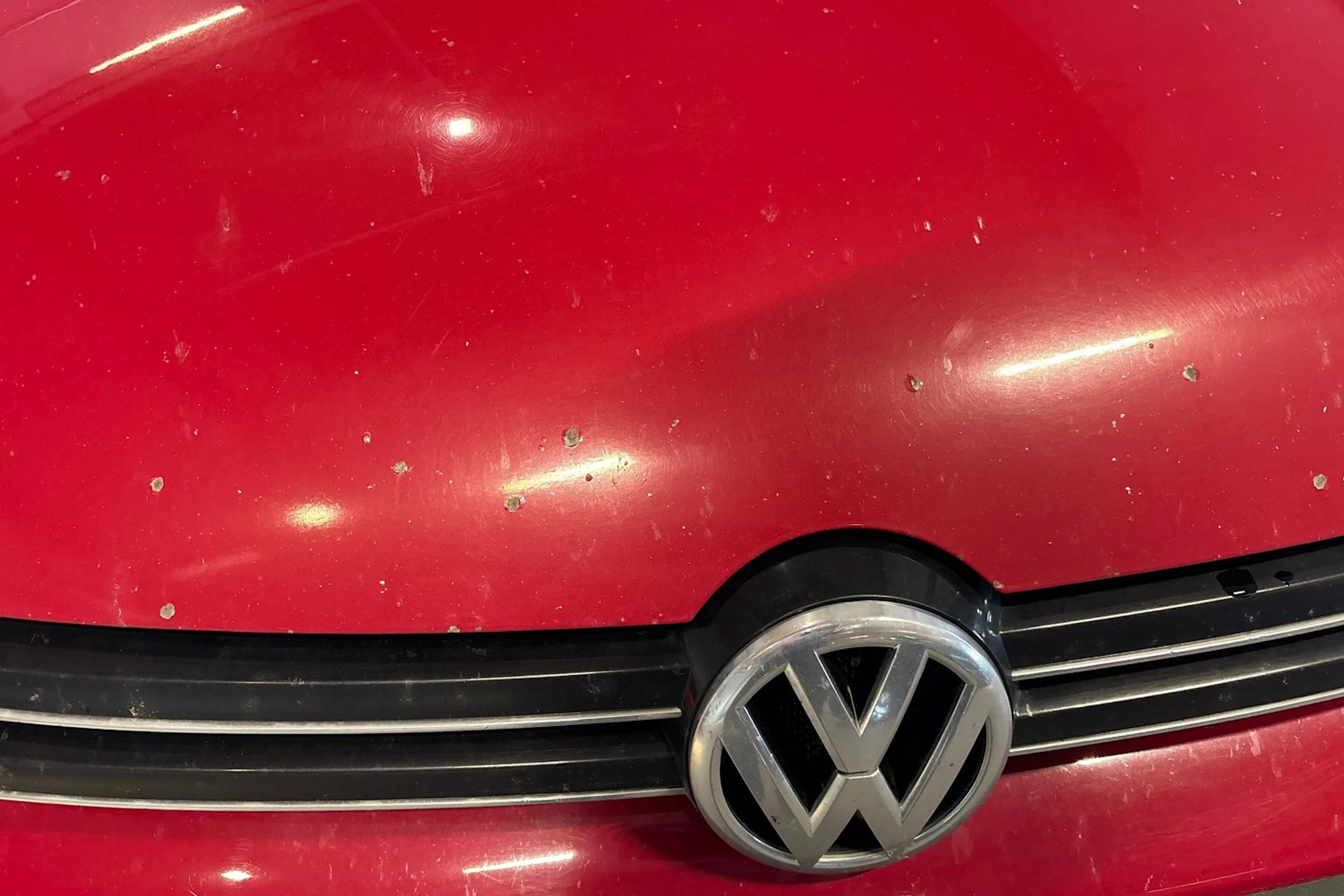 punainen Volkswagen Golf 2010 kuva 18.