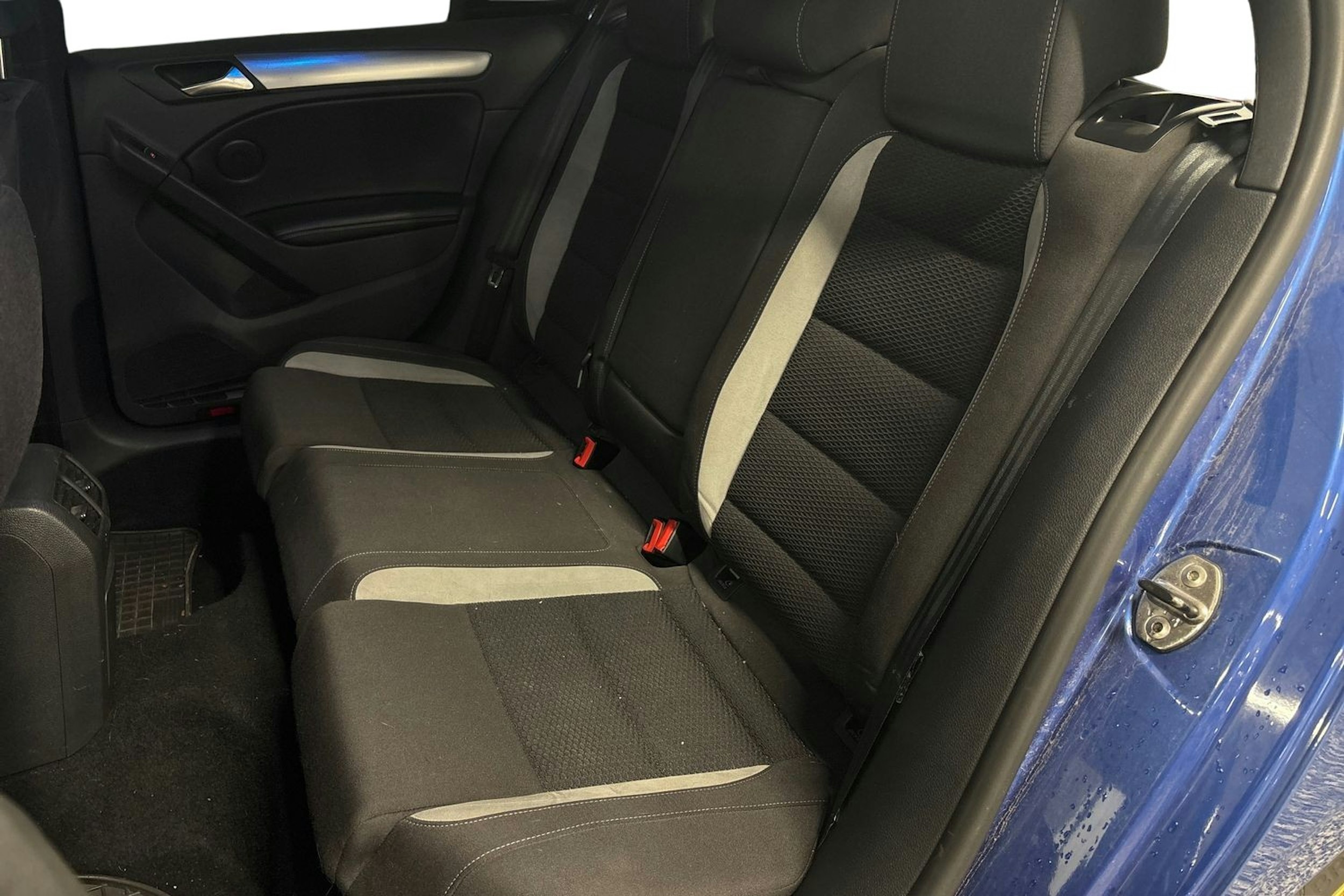 Sininen Volkswagen GOLF 2010 kuva 10.