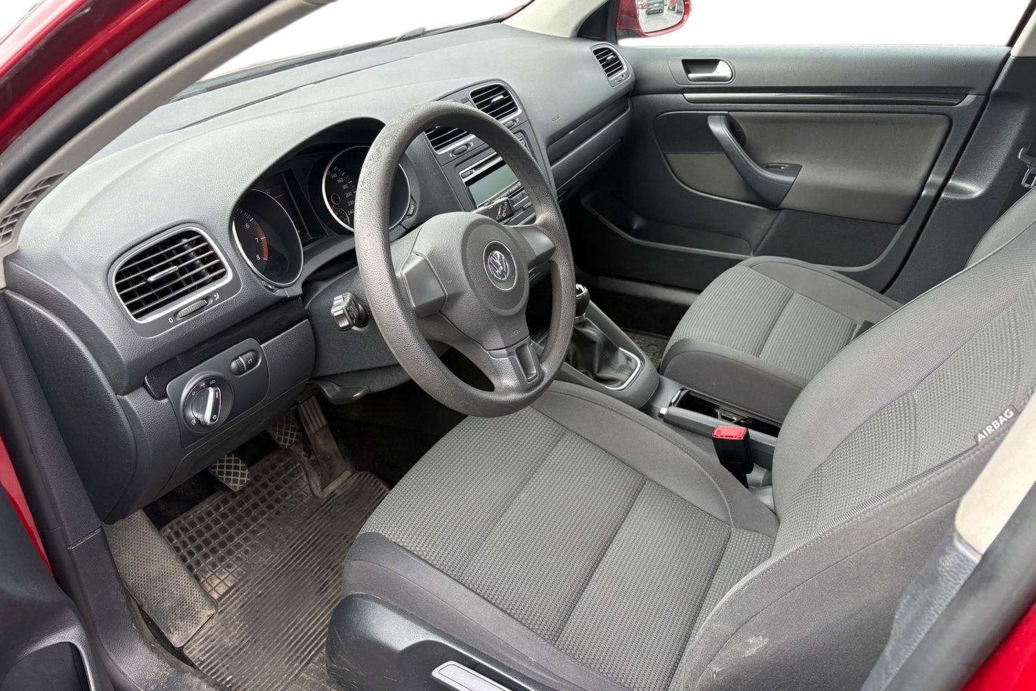 Volkswagen Golf 2010, kuva 3/5