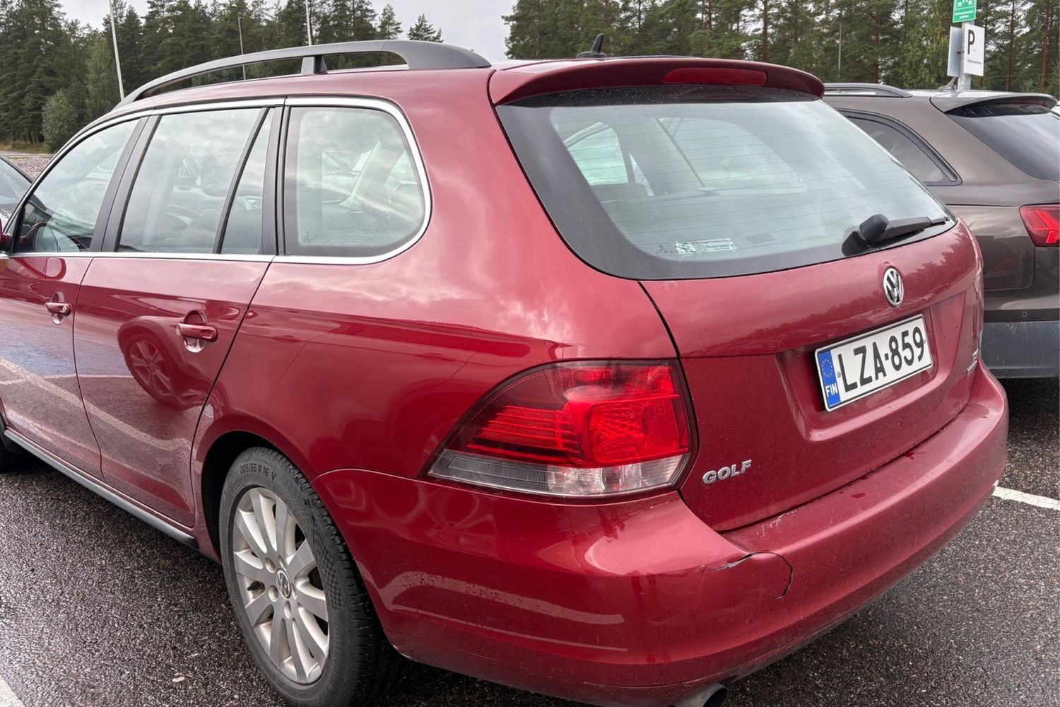 Volkswagen Golf 2010, kuva 4/5