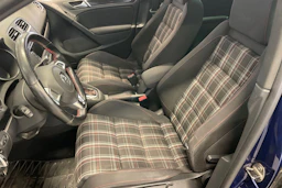 sininen Volkswagen Golf 2010 kuva 14.