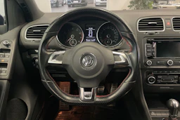 sininen Volkswagen Golf 2010 kuva 15.