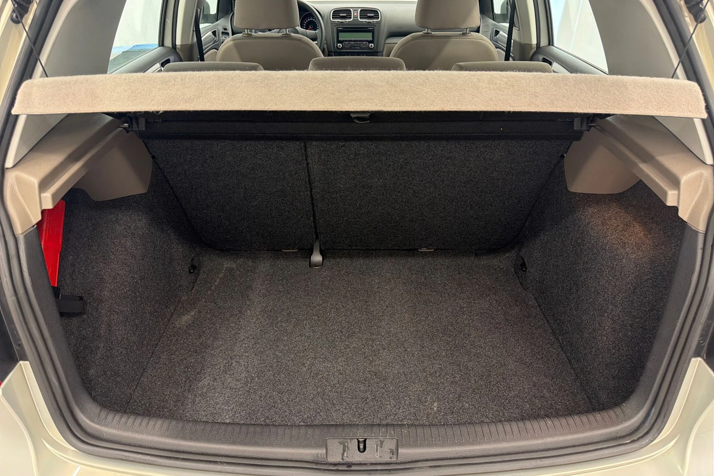 hopea Volkswagen Golf 2010 kuva 14.
