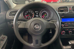 harmaa Volkswagen Golf 2010 kuva 15.
