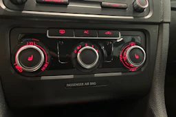harmaa Volkswagen Golf 2010 kuva 22.