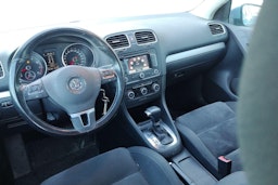 sininen Volkswagen Golf 2010 kuva 3.