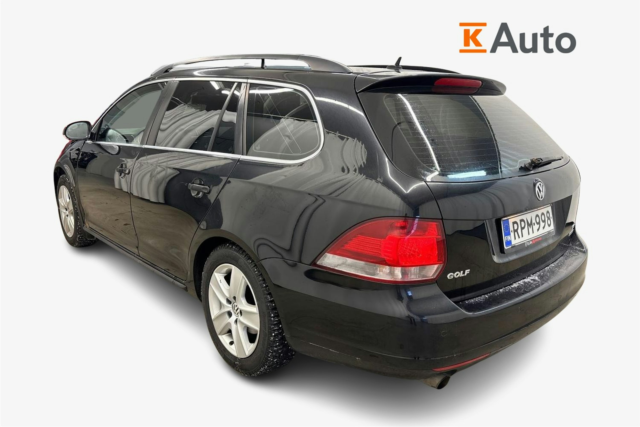 Musta Volkswagen GOLF 2010 kuva 2.