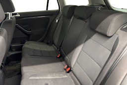 Musta Volkswagen GOLF 2010 kuva 8.