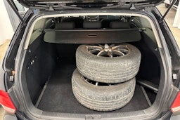 Musta Volkswagen GOLF 2010 kuva 14.