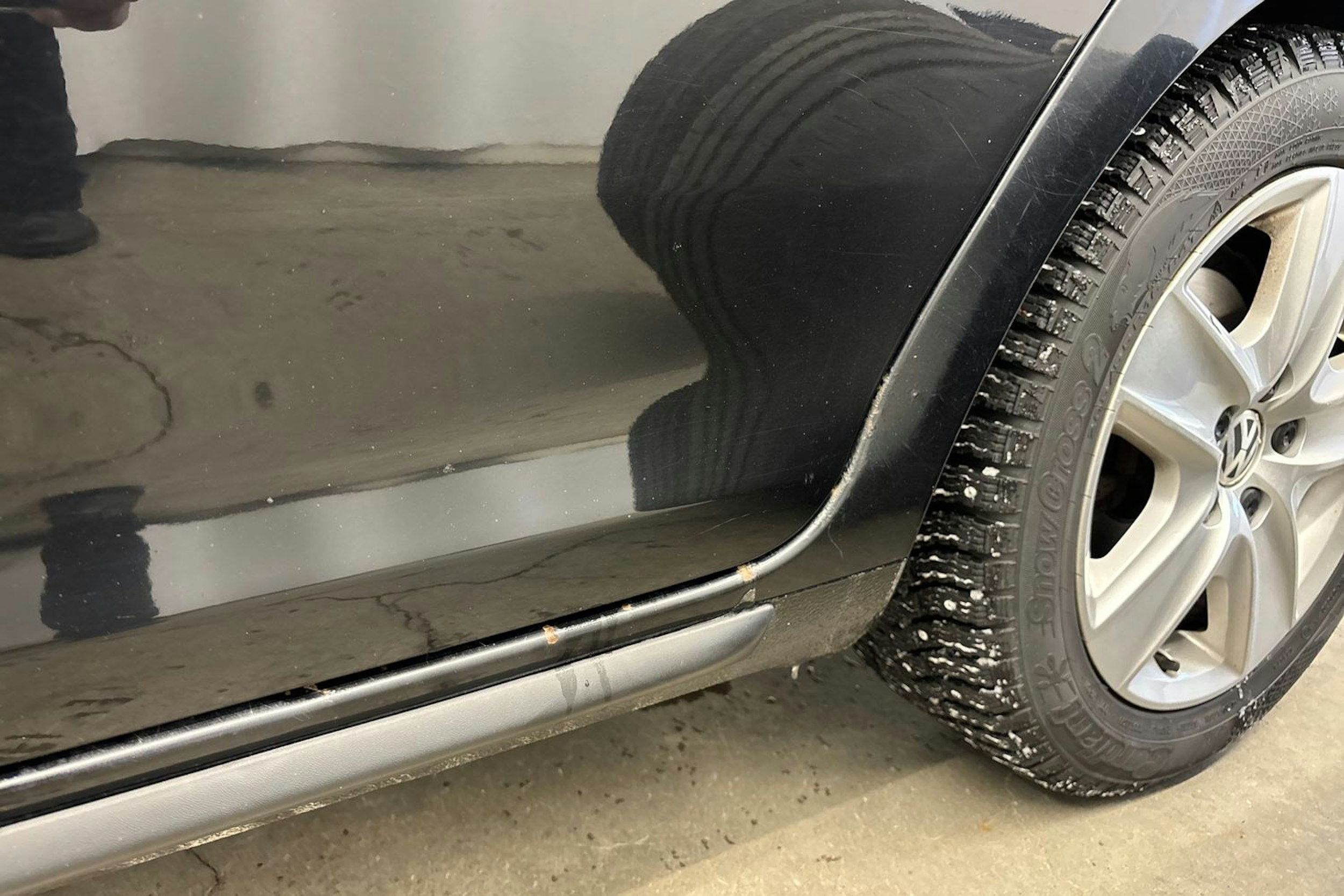 Musta Volkswagen GOLF 2010 kuva 15.