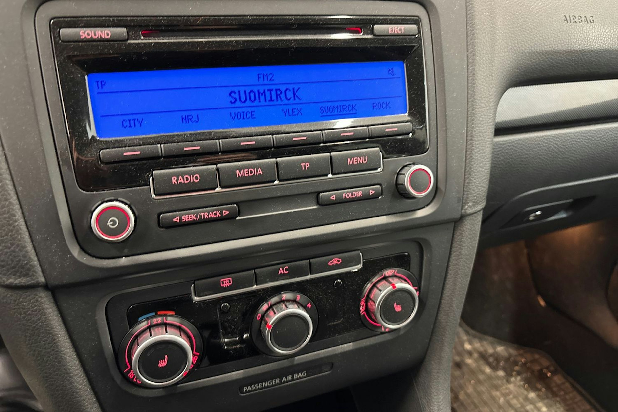 Musta Volkswagen GOLF 2010 kuva 23.