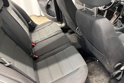 Musta Volkswagen GOLF 2010 kuva 35.