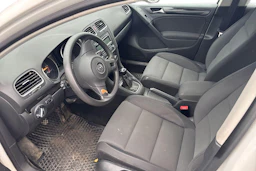 Valkoinen Volkswagen GOLF 2010 kuva 3.