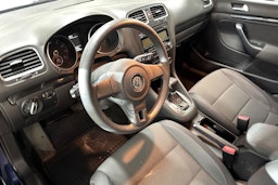 Sininen Volkswagen GOLF 2010 kuva 7.
