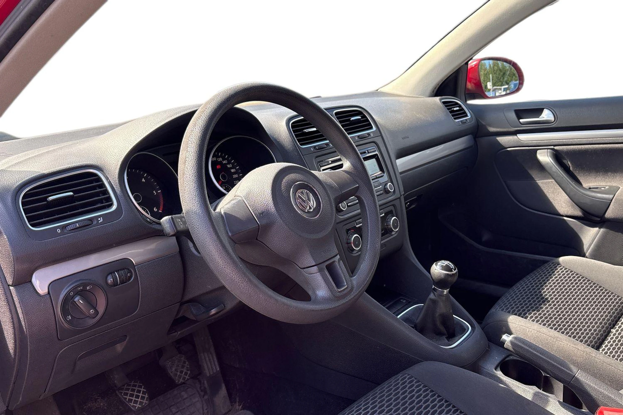 Punainen Volkswagen GOLF 2010 kuva 3.