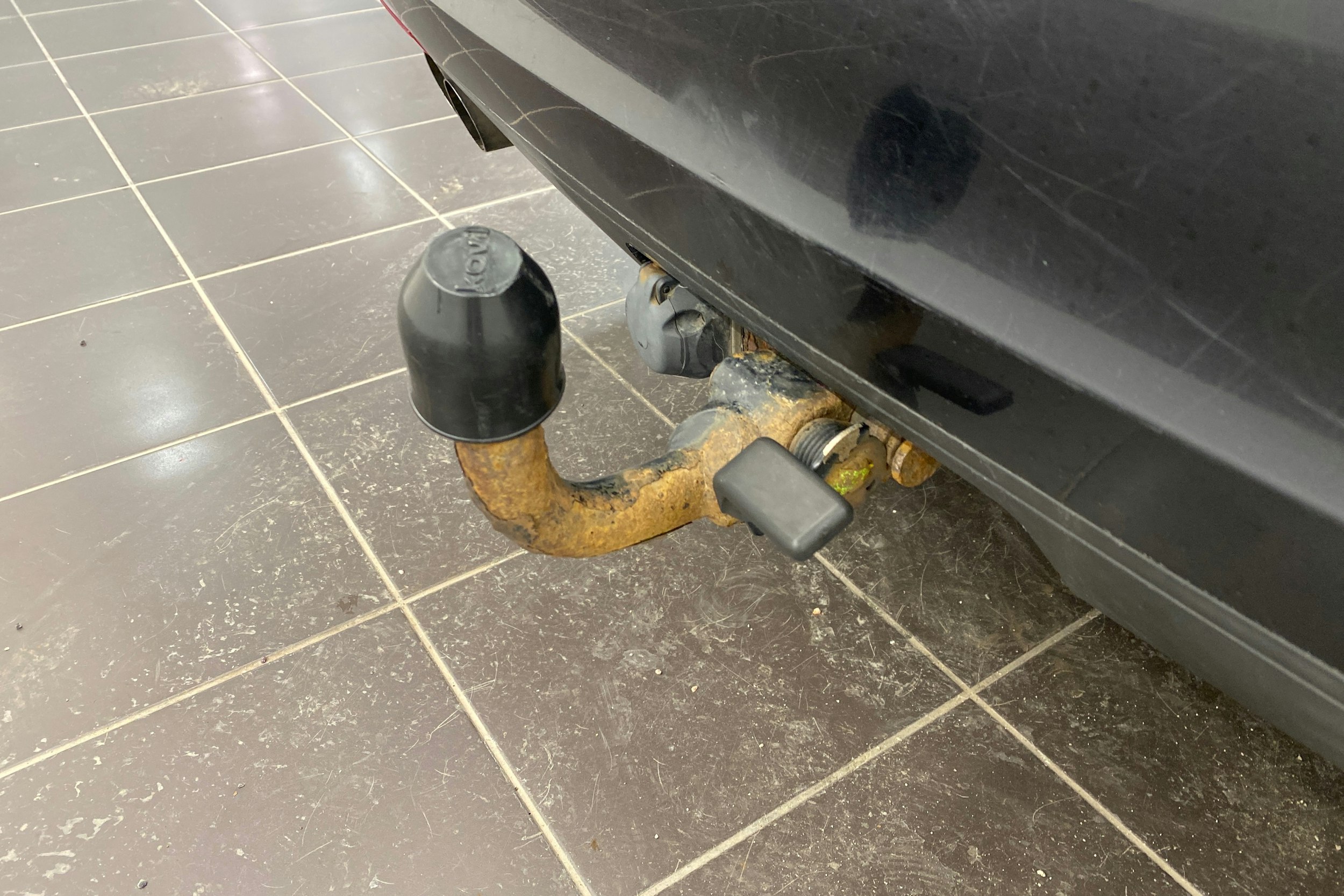 musta Volkswagen Golf 2010 kuva 18.