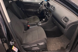 musta Volkswagen Golf 2010 kuva 22.