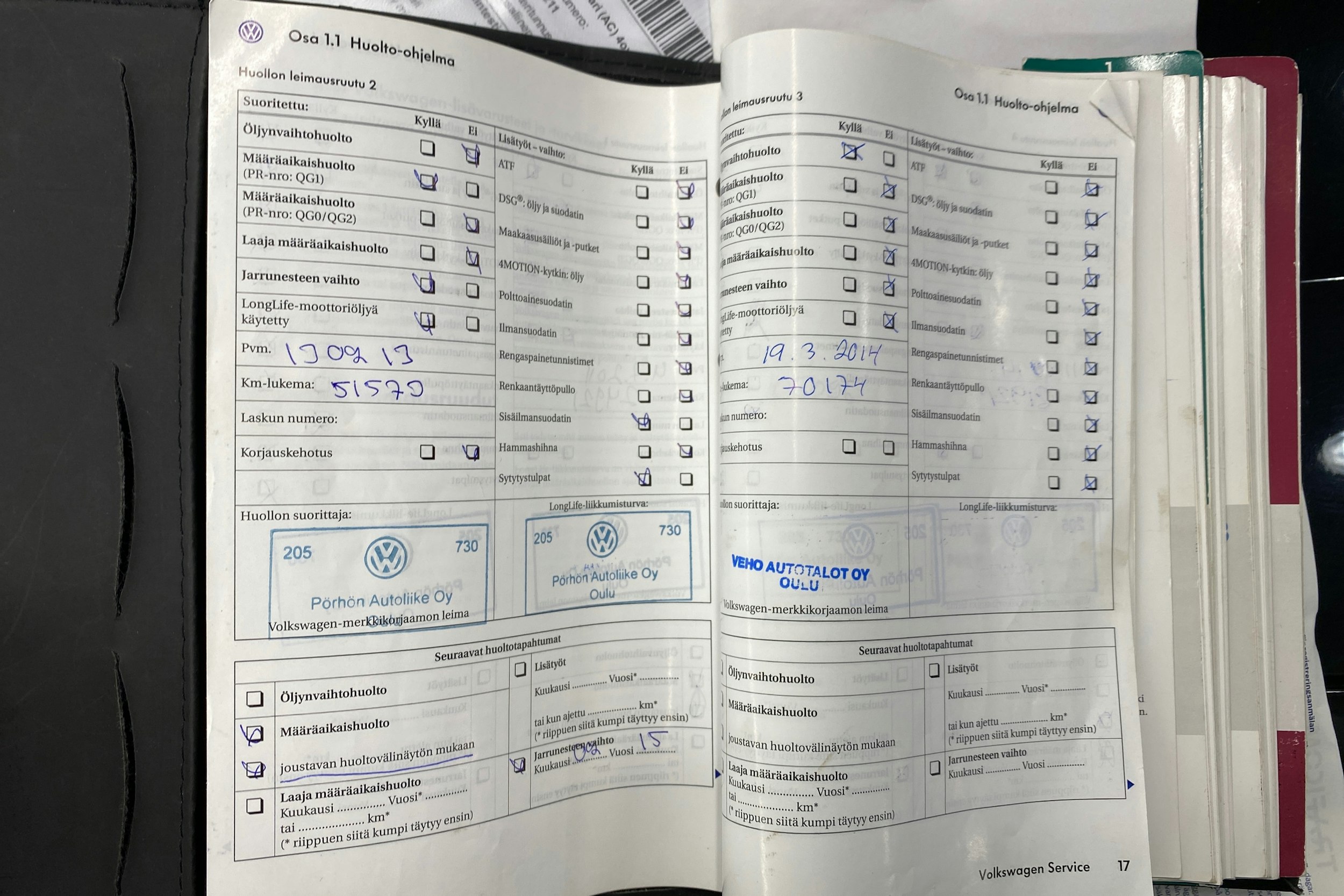 musta Volkswagen Golf 2010 kuva 28.