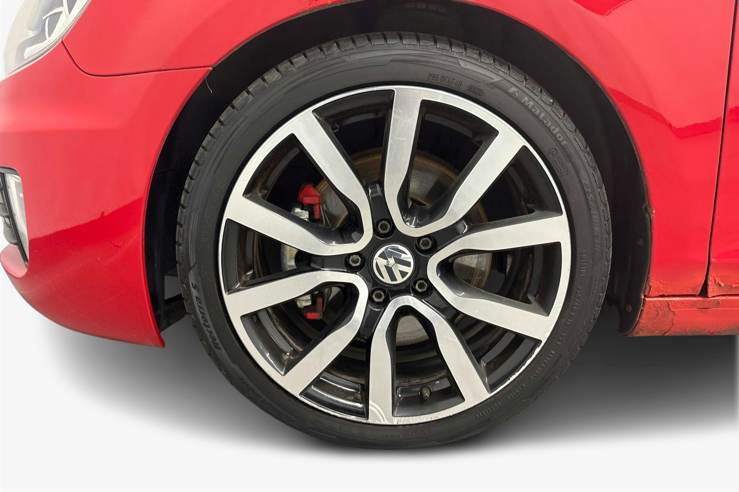 punainen Volkswagen Golf 2011 kuva 9.