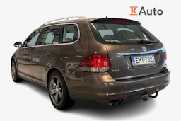ruskea (beige) Volkswagen Golf 2011 kuva 2.